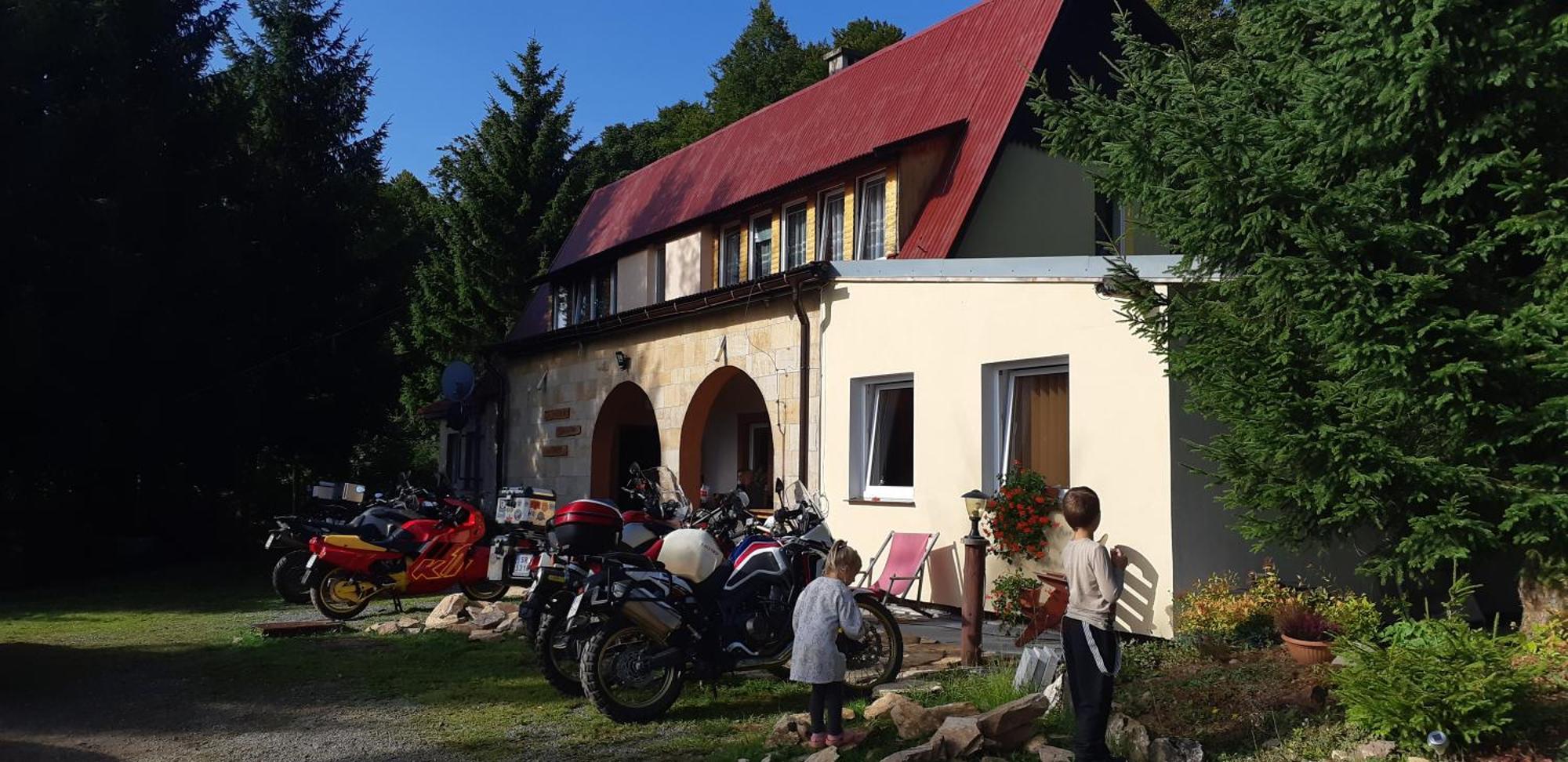 Ośrodek wypoczynkowy Zbójnicka Zieleniec (Klodzko)